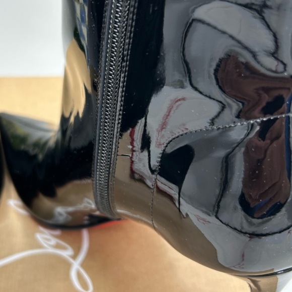 Women’s Christian Louboutin Sporty Kate booty ! Size 38 - Picture 4 of 6